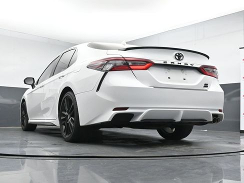 Used 2024 Toyota Camry SE w/ Blackout Package (TMS) image 21