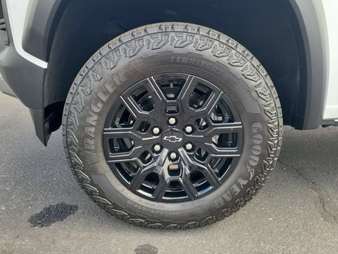 Used 2026 Chevrolet Colorado Trail Boss AWD/4WD image 26