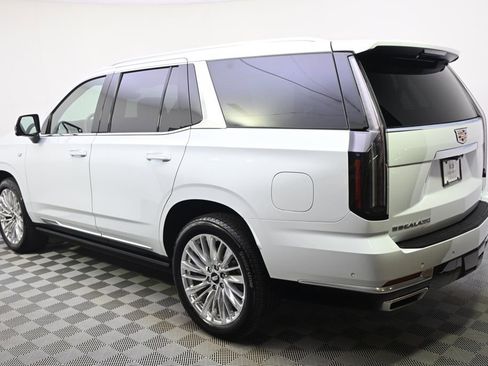 New 2026 Cadillac Escalade Luxury w/ Touring Package AWD/4WD image 3