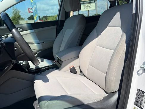 Used 2017 Hyundai Tucson Sport FWD image 10