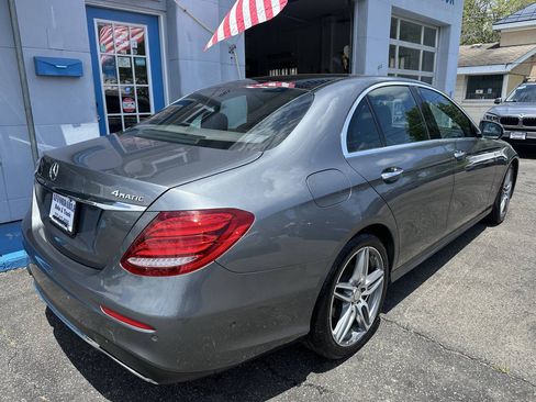 Used 2017 Mercedes-Benz E 300 4MATIC image 7