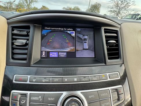 Used 2017 INFINITI QX60 3.5 Sport Utility 4D w/ Premium Plus Package image 18