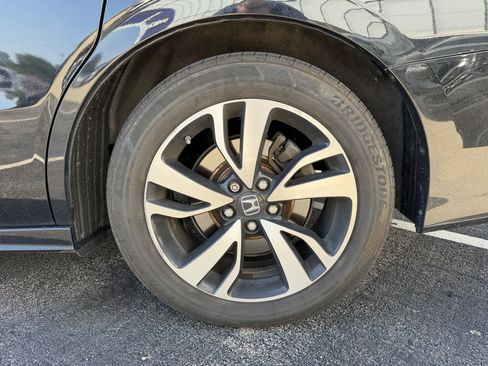Used 2020 Honda Odyssey Elite image 13