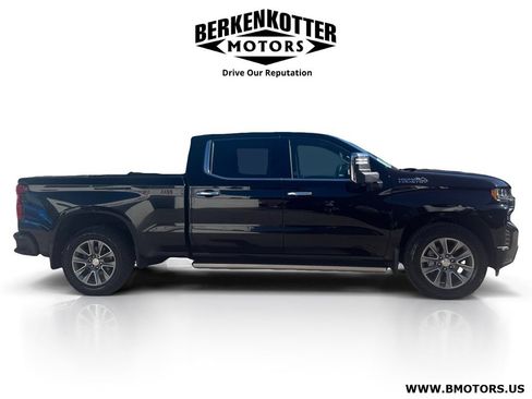 Used 2020 Chevrolet Silverado 1500 High Country w/ Technology Package AWD/4WD image 2