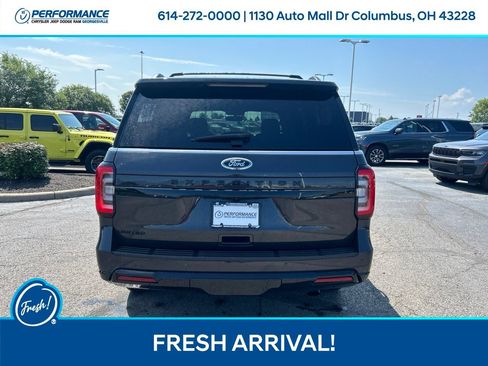 Used 2024 Ford Expedition Limited AWD/4WD image 5