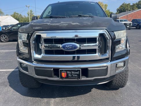 Used 2015 Ford F150 XLT image 8