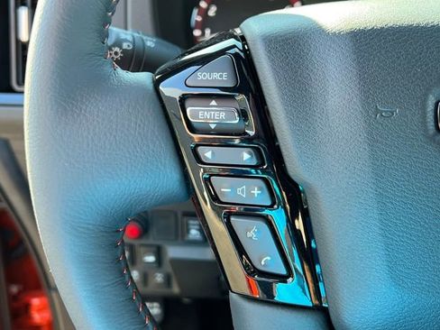 New 2025 Nissan Frontier PRO-4X w/ Pro Convenience Package image 13