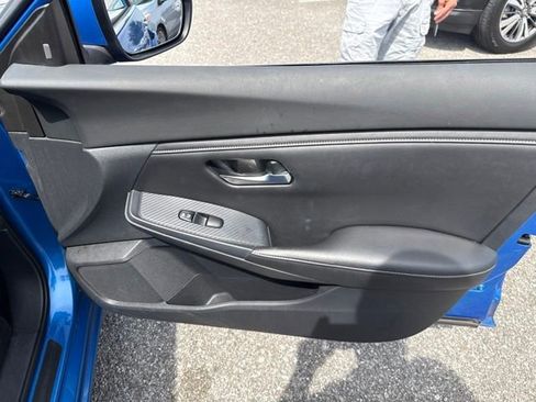 Used 2020 Nissan Sentra SV FWD image 13