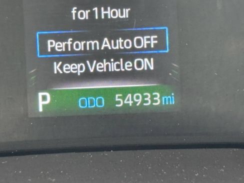 Used 2024 Toyota Sienna XLE FWD image 20