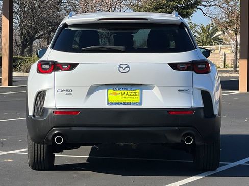 Used 2025 MAZDA CX-50 AWD 2.5 S w/ Preferred Package image 12