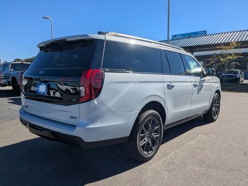 New 2025 Ford Expedition Max Platinum w/ Stealth Performance Package image 4