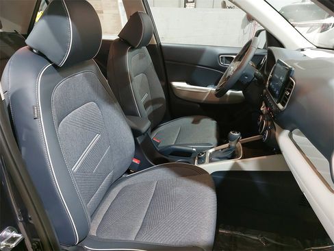 New 2026 Hyundai Venue SEL image 10