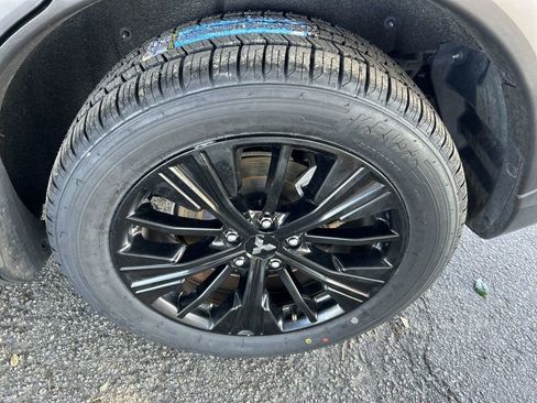 Used 2022 Mitsubishi Eclipse Cross LE image 10