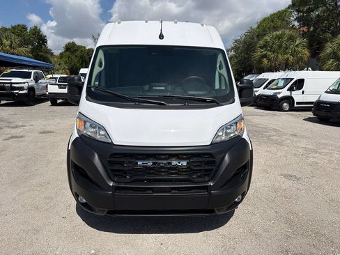 Used 2025 RAM ProMaster 2500 w/ Convenience Group FWD image 2