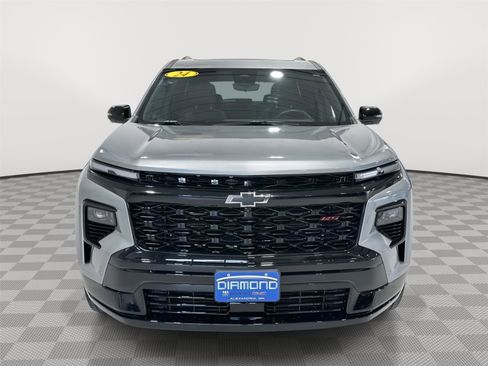Used 2024 Chevrolet Traverse RS AWD/4WD image 8