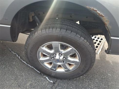 Used 2013 Ford F150 XLT w/ XLT Chrome Pkg image 8