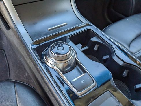 Used 2019 Ford Edge SEL w/ Equipment Group 201A image 15