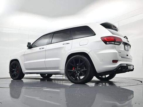 Used 2018 Jeep Grand Cherokee Trackhawk AWD/4WD image 59