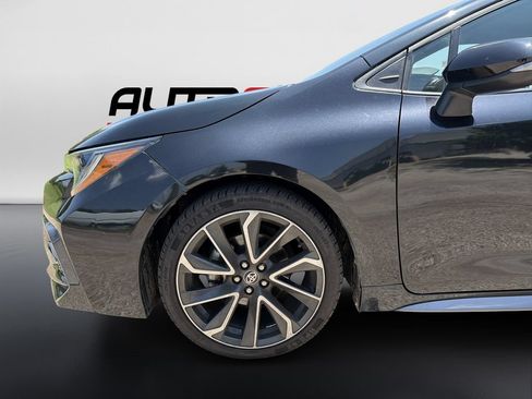 Used 2022 Toyota Corolla SE w/ SE Premium Package FWD image 9
