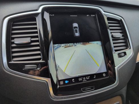 Certified 2023 Volvo XC90 B6 Plus w/ Protection Package Premier image 19