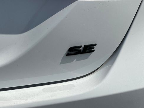 Used 2022 Toyota Camry SE FWD image 26
