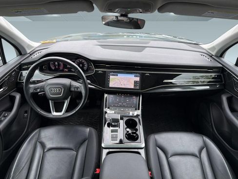 Used 2020 Audi Q7 3.0T Premium Plus w/ Premium Plus Package AWD/4WD image 16