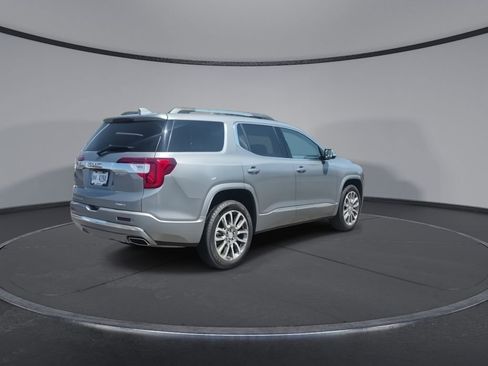 Used 2023 GMC Acadia Denali w/ Denali Ultimate Package AWD/4WD image 8