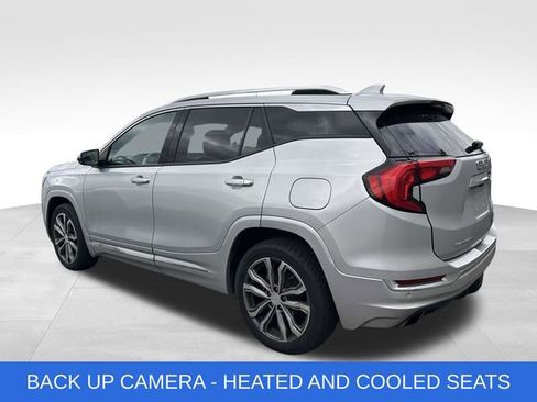 Used 2020 GMC Terrain Denali w/ LPO, Floor Liner Package AWD/4WD image 4