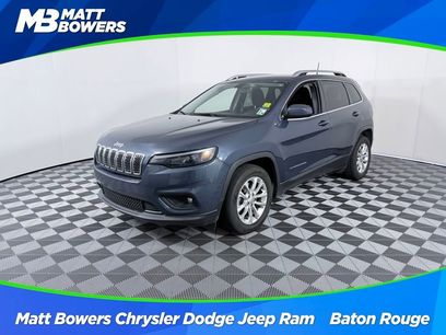 Used 2019 Jeep Cherokee Latitude w/ Popular Appearance Group