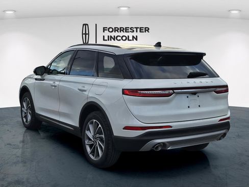 New 2026 Lincoln Corsair Premiere image 5