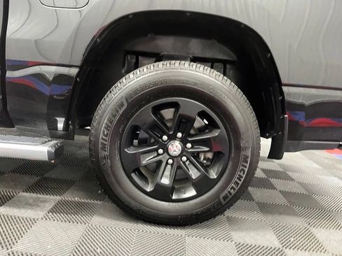 Used 2023 RAM 1500 Laramie AWD/4WD image 26
