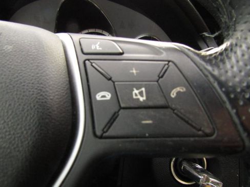 Used 2012 Mercedes-Benz E 350 E350 4MATIC Sedan w/ Premium 1 Pkg image 30