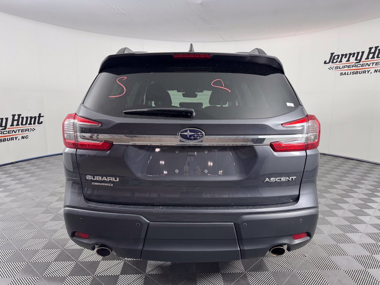 Used 2023 Subaru Ascent Premium w/ Convenience Package AWD/4WD image 7