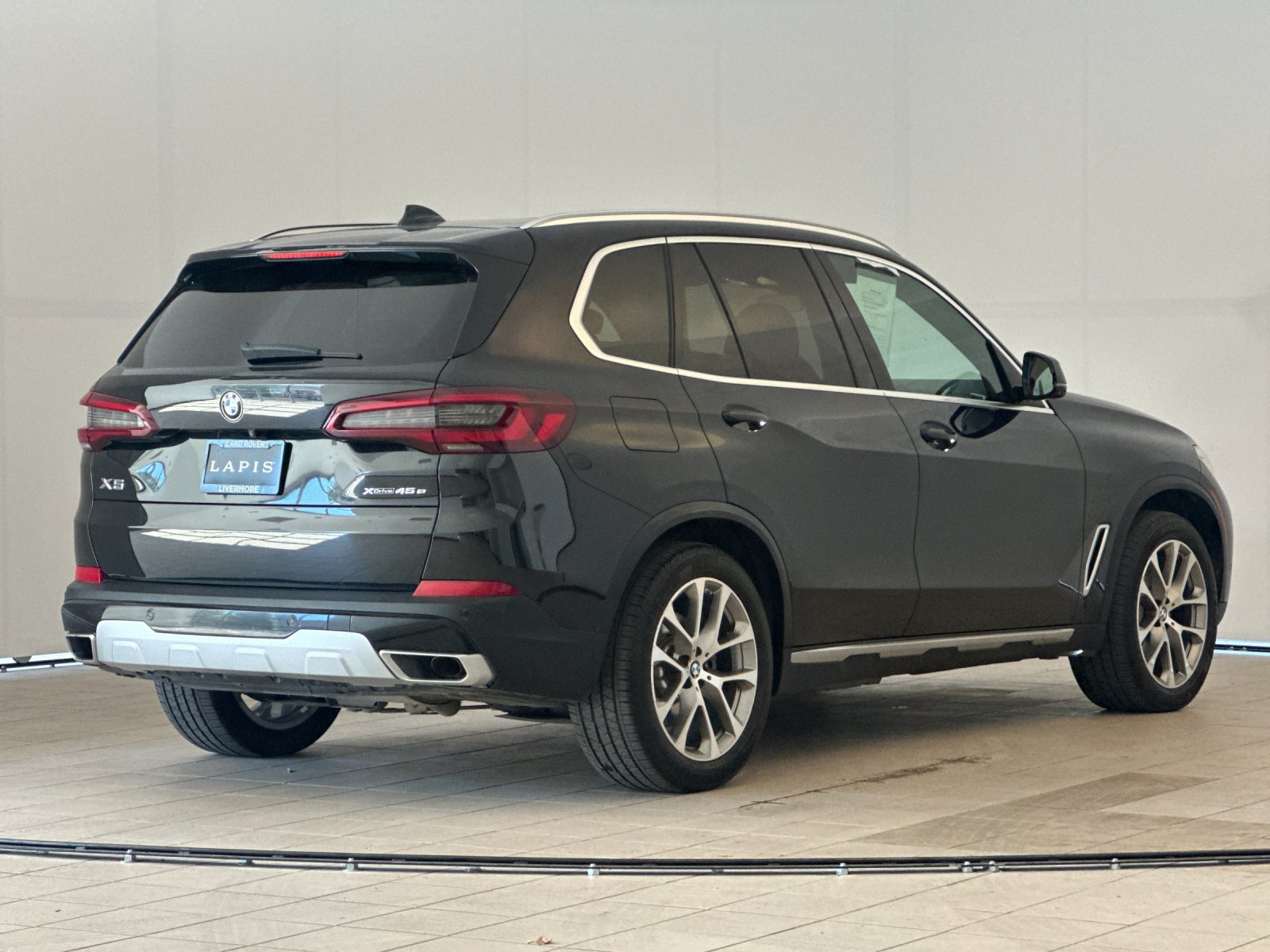 Used 2021 BMW X5 xDrive45e w/ Premium Package AWD/4WD image 6