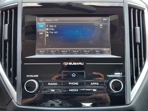 Used 2018 Subaru Impreza 2.0i image 11