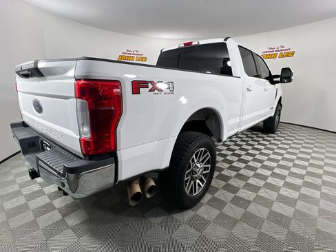 Used 2019 Ford F250 Lariat w/ Lariat Ultimate Package AWD/4WD image 4