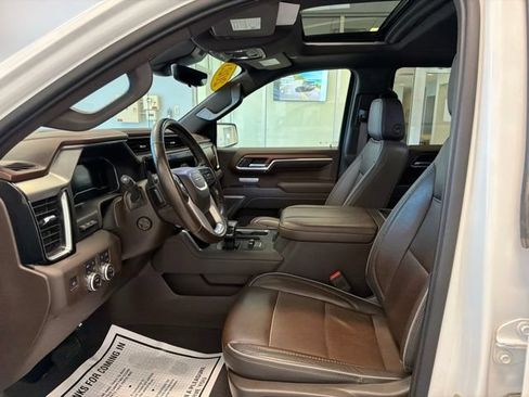 Used 2023 GMC Sierra 1500 Denali w/ Denali Reserve Package AWD/4WD image 17