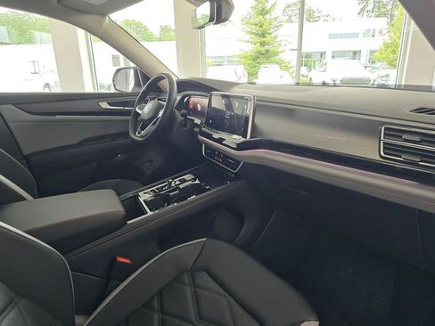 New 2026 Volkswagen Atlas Peak Edition AWD/4WD image 44