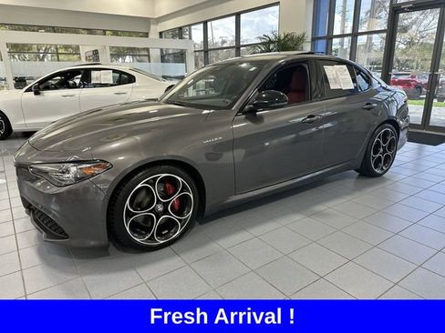 Used 2022 Alfa Romeo Giulia Veloce image 21