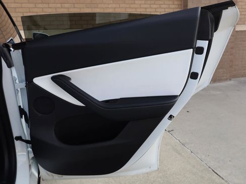Used 2020 Tesla Model Y Long Range AWD/4WD image 22