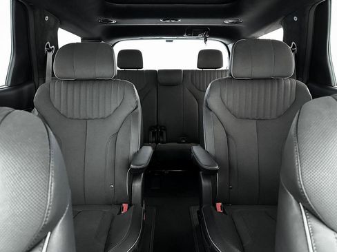 New 2025 Hyundai Palisade Calligraphy image 16