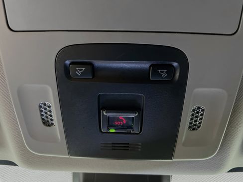 Used 2024 Toyota Camry SE image 21