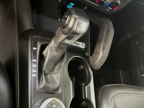 Used 2025 Ford Bronco Badlands AWD/4WD image 25