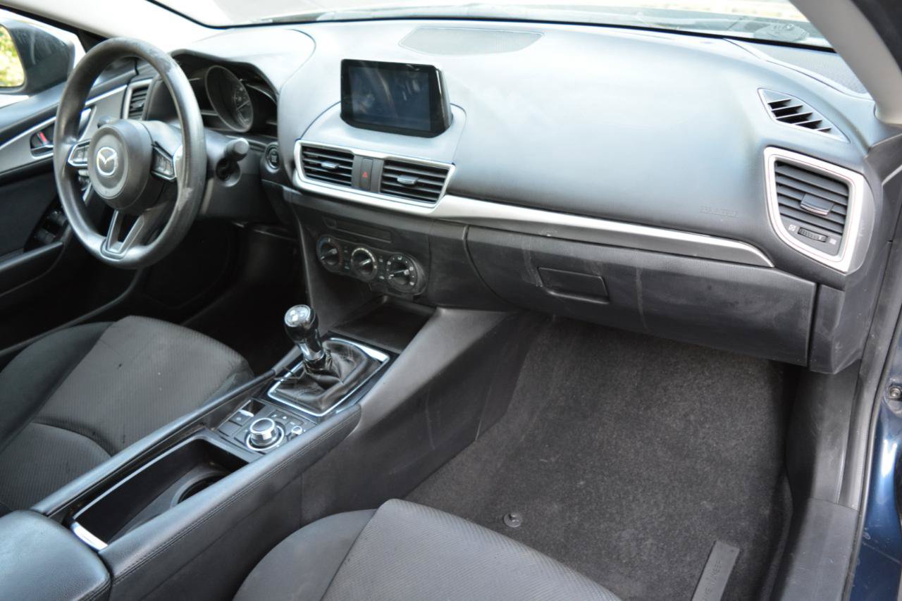 Used 2017 MAZDA MAZDA3 Sport FWD image 19