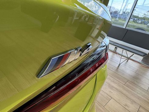 Used 2022 BMW M4 Coupe RWD image 10