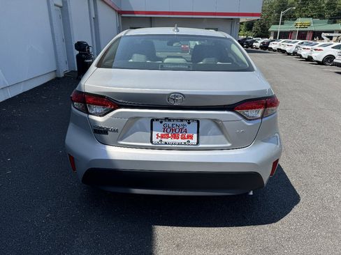 Used 2026 Toyota Corolla LE w/ LE Premium Package FWD image 6