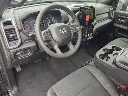 Certified 2025 RAM 2500 Big Horn AWD/4WD image 9