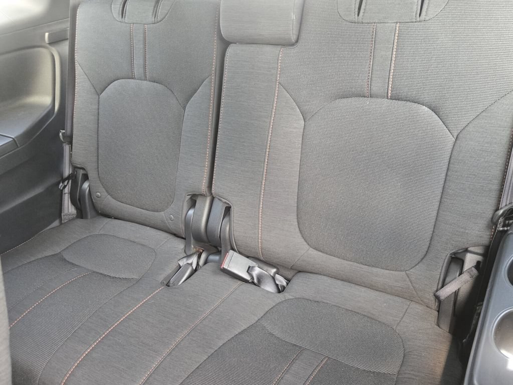 Certified 2023 Honda Pilot Sport image 17