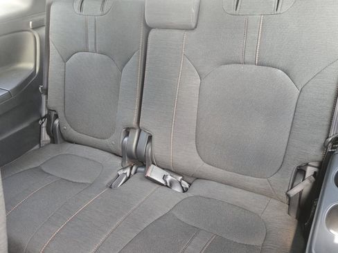 Certified 2023 Honda Pilot Sport image 17