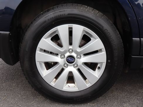 Used 2018 Subaru Outback 2.5i Premium AWD/4WD image 43